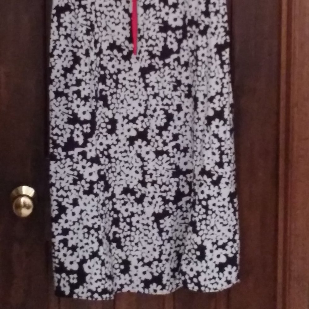 SUNDRESS - Picture 2 of 4